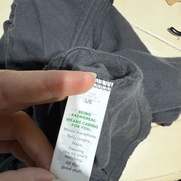 Aerie sneak peek top - Picture 5 of 6